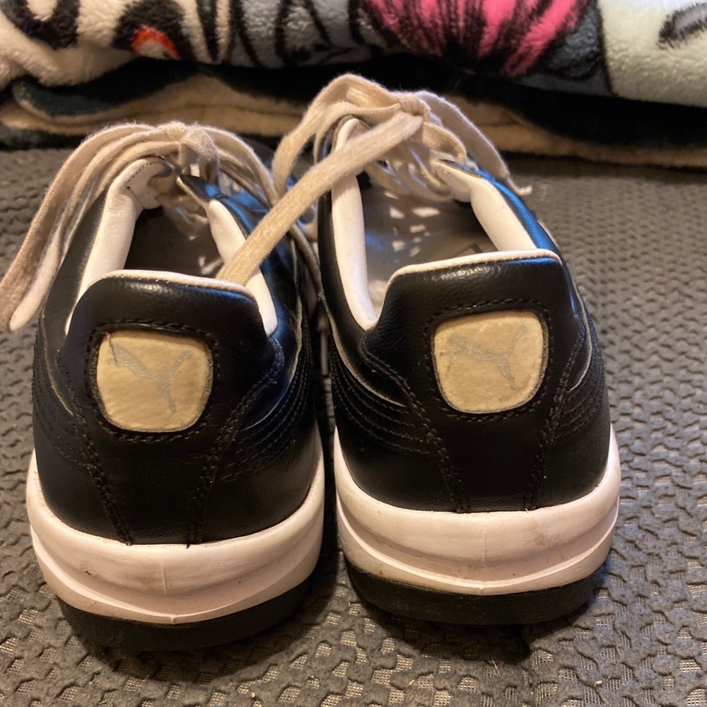 Sneakers - Picture 3 of 3